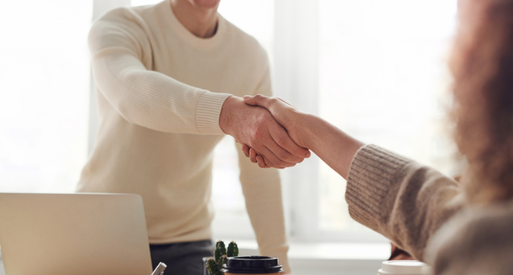 shaking hands with your ideal client